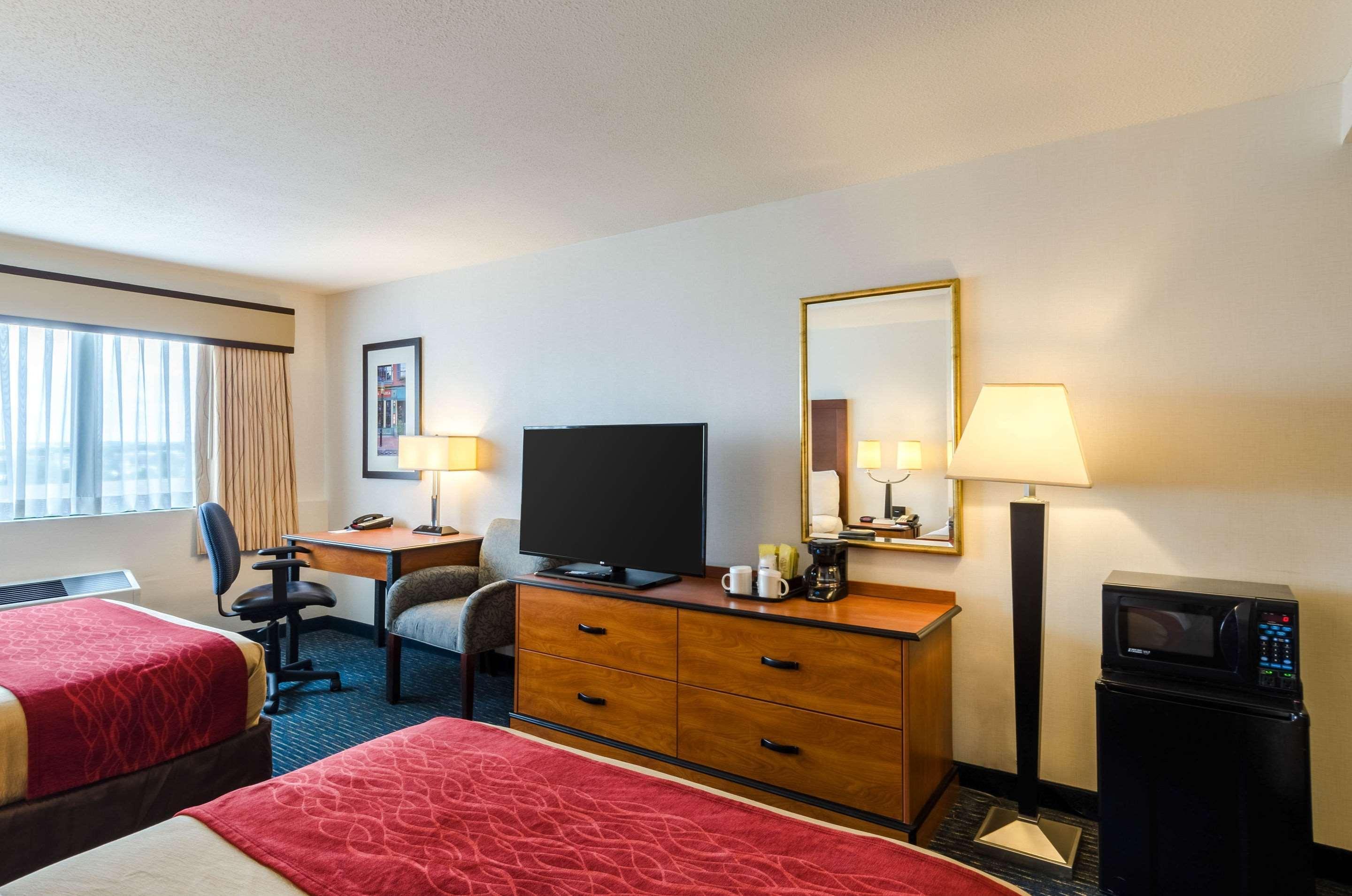 Comfort & Logan International Airport Hotel