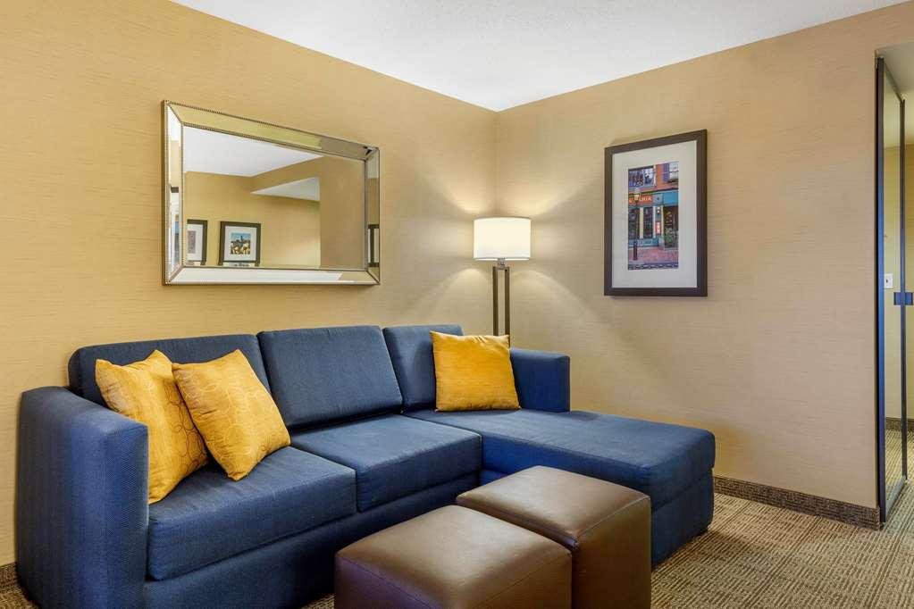 Comfort & Logan International Airport Hotel 3*