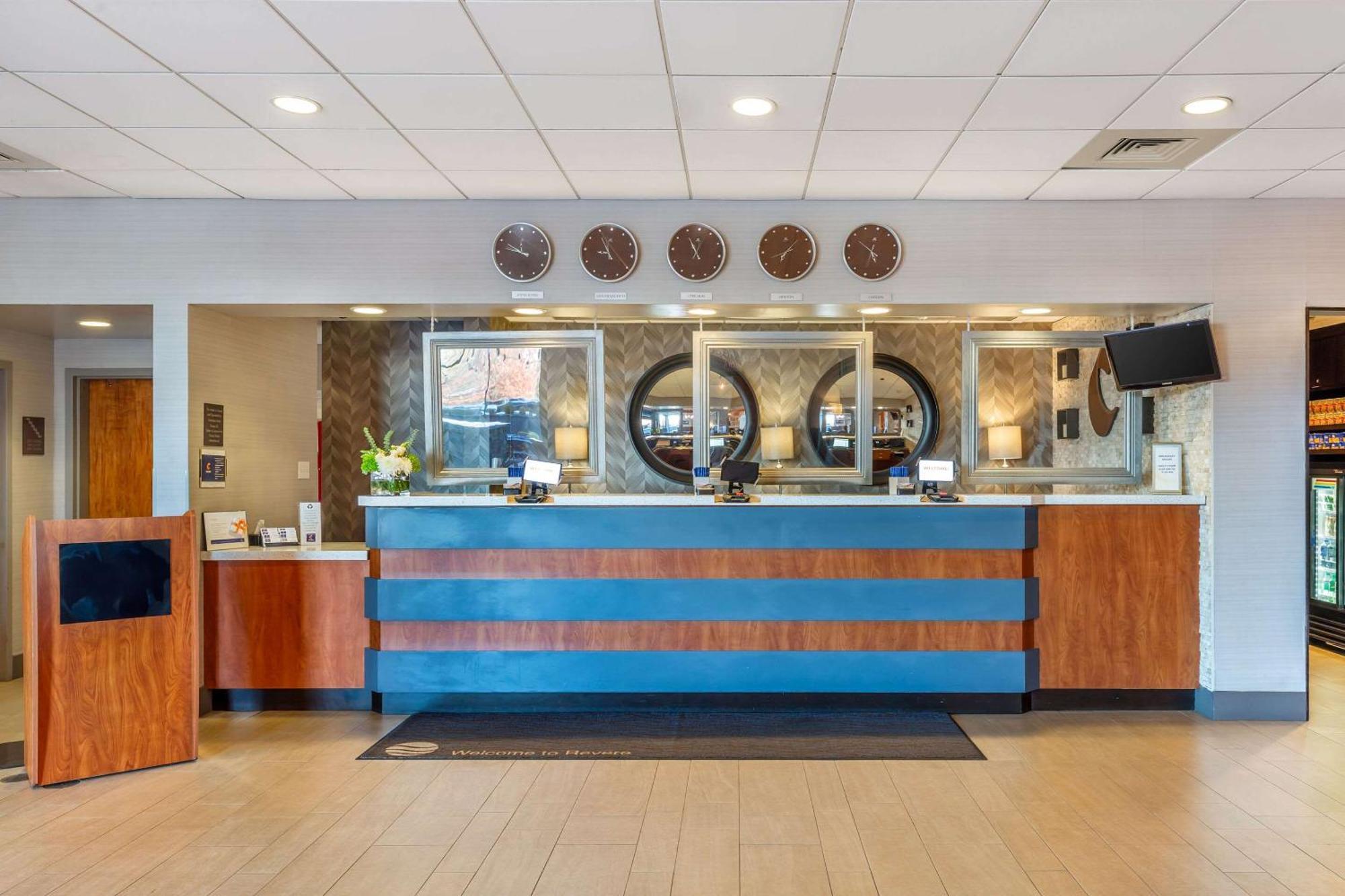 Comfort & Logan International Airport 3* Revere