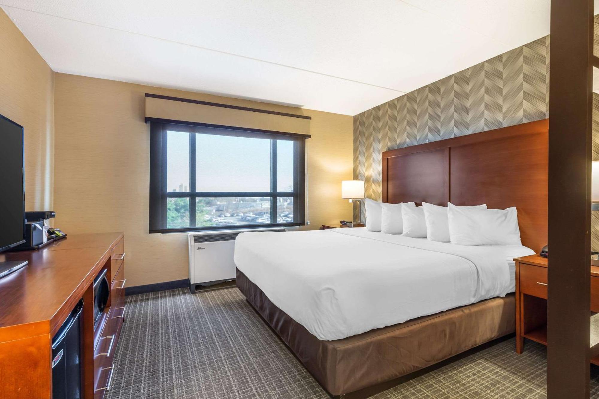 Comfort & Logan International Airport Hotel Revere